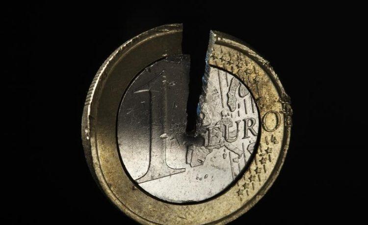 رویترز به دلیل شوک رکود تورمی، یورو را به زیر برابری در برابر فرانک سوئیس کاهش داد