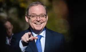 کوین هست؛ نامزد احتمالی ترامپ برای ریاست فدرال رزرو کیست؟